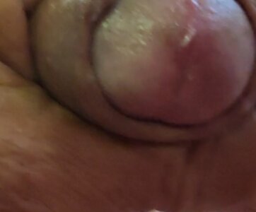 jhonschen's Lo cospargo con crema da corpo Sex Photo 3