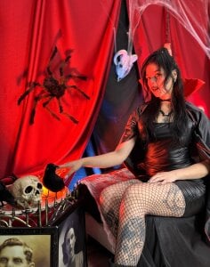 KikiVelvet Let me drain you out🦇 Pic 6