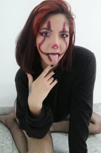 lore_tovar Public Pic 4