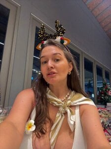 hello_imkittyy ChristmASS FREE Pic 7