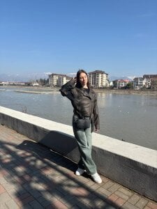 Walking is so cool, isn't it?😇 de EllenRodgers  Imagens