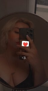 OliviaTeen Public Gambar