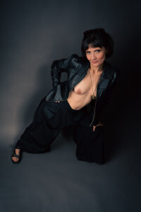 Valery_More__ pretty in black Foto 7