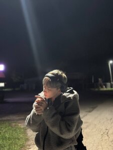 AmeliRosewoodのPublicの 2枚の写真