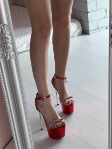 GlossyVixen Heels Fotka 6