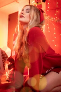 KiaraCarter Merry christmas Pic 3