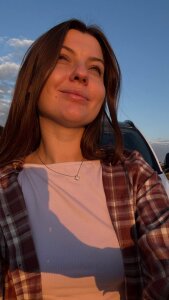 DollyRoma Public Pic 8