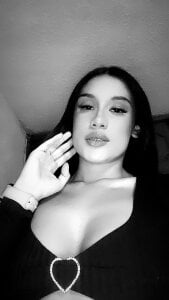 Jul_honeyy Black is one of my favorite colors🖤 Pic 2