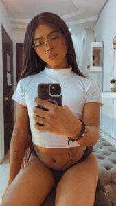 Vicky_Hottman Playful & Sexy Immagine  2