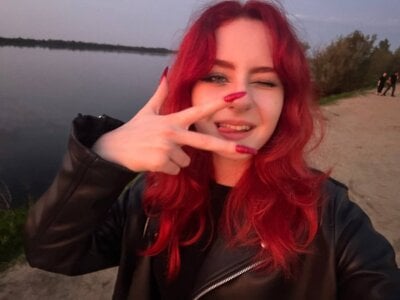 PerryVinti Wonderful holiday on the river bank Pic