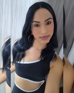 Gabriela Reyes. de Sexiigabriela  4 Imagens