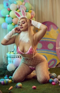 EvaBellucci_ HAPPY EASTER 사진