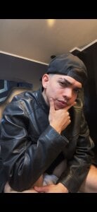 Julian_Mercier more w/ leather Pic 5