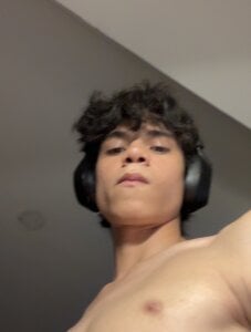 Public de OopsAgain_  9 Imagens