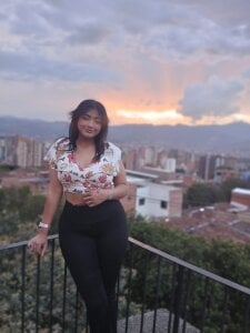 who_is_milyxx ✨✨that my little sun always cheerful your days 🌞❤💋✨✨ Pic