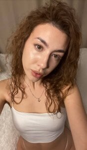 KeilaJeschon bouncy curls 💃 Pic 2