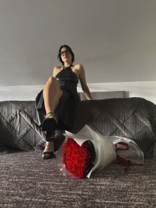 Marie_Fitch Roses at My Feet 🌹 Kuva 4