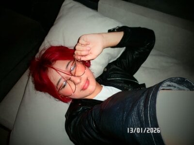 Cristalfoxy_ Red Insomnia 🌙 Pic 5