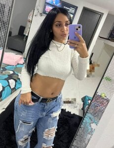 Esmeralda__18 Public Pic 5