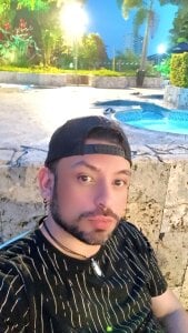 tonyglams Public Pic 3