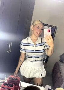 Sweet Emily! de Emily_robertss  2 Imagens