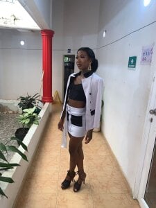 sheinny_brown Public Pic