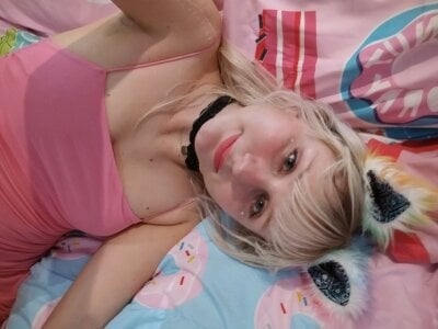 SweetLaumina Hiiii! Pic 4