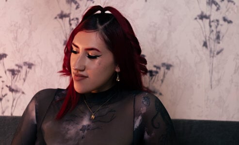 SaraLjordad Just a little bit of me Pic