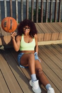 Naomi_Tylers WOULD YOU LIKE TO SPEND AN AFTERNOON WITH ME? Pic