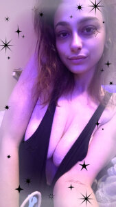 MranMissbackatitOG Public Εικόνα 3