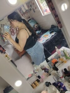 zaray_07 Public Pic 3