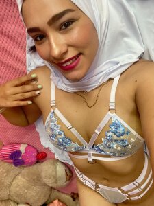 ShanaJamil Public зображення 6