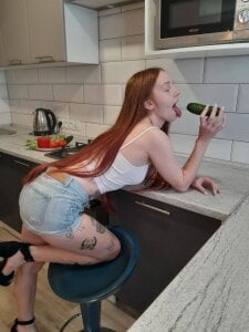 Evarey_ hot kitchen) Pic 2