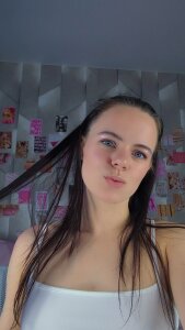 Alanna_Pow Teasing Tail Immagine 