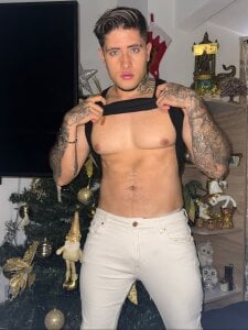 ArturFrostt 🎄sexy christmas🎄 Pic 7