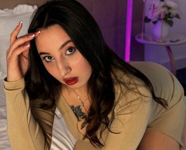 EllyEvance Public Pic 2