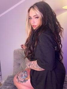 maryathame Loft Pictures - Private Moments 🛋️🪽 Pic 6