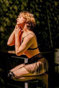 Marian_Cristal Natural صورة واحدة|Marian_Cristal Natural صورتان|Marian_Cristal Natural  صور|Marian_Cristal Natural  صورة