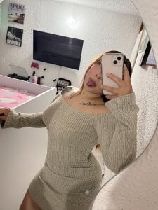 Public de CharlotteUwU_  5 Imagens