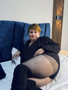 SashaRosee_ Horny curves.🎀💜 Pic 2