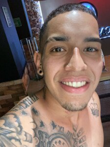 Damian09_