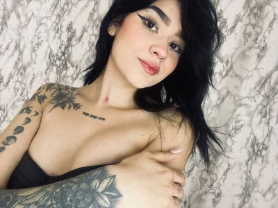 BellaClarck 🖤 DARK ALLURE VIBES 🖤 Pic 4