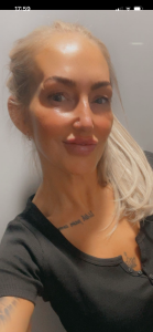 Fiery_Blonde_LexiX Public Pic 2