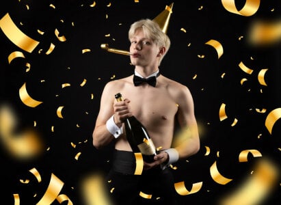 VladHellsing4 HAPPY NEW YEAR MU LOVES! Pic 2