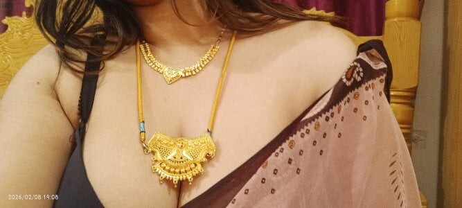 Beauty_Queen_Soniya sexy hot boudi😘🤭🥵 Pic 9