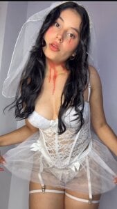 👻👻 de Violet_Blazee  5 Imagens