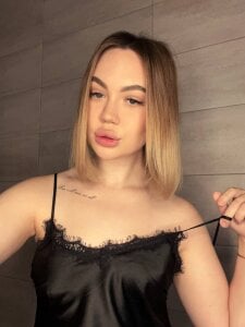 BootyTrisha undress me Pic 7