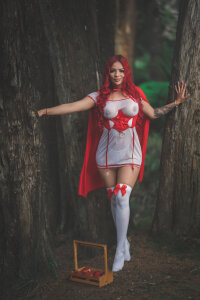 costume de HannJenssen  4 Imagens