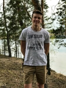 Huntall77 I am 1 Pic