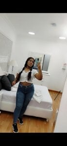 NaomiiHill Public slika